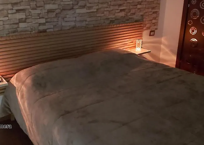 Historic Centre Of בית נופש