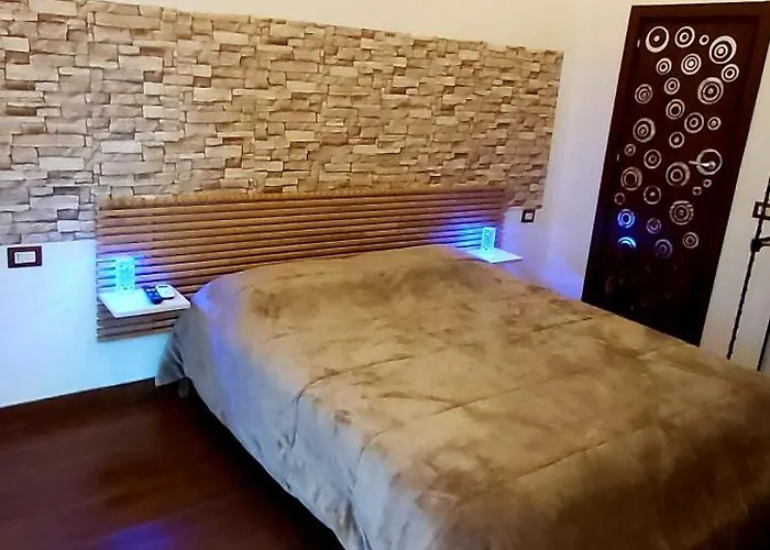 Historic Centre Of בית נופש