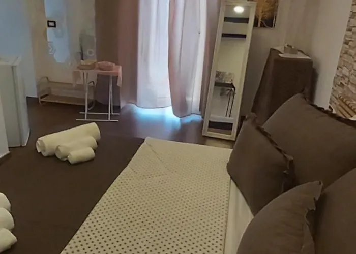 בית נופש Historic Centre Of נאפולי