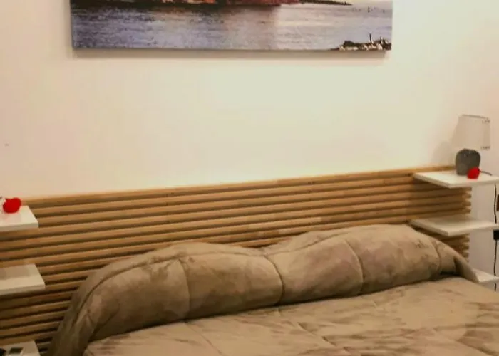 בית נופש Historic Centre Of נאפולי