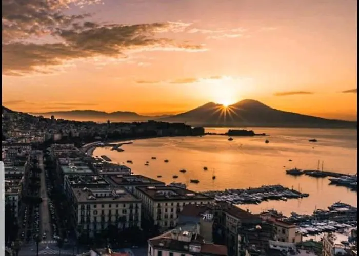 Historic Centre Of בית נופש